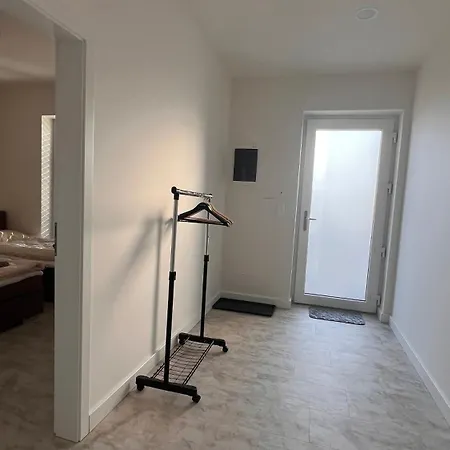 Klimatizovany Apartmanovy Dom S Virivkou, 5b Dunajska Luzna