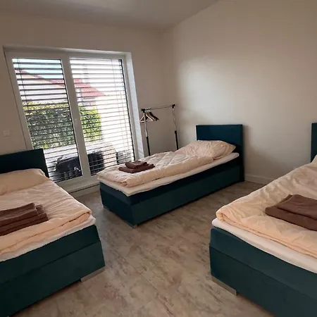 Semesterbostad Klimatizovany Apartmanovy Dom S Virivkou, 5b